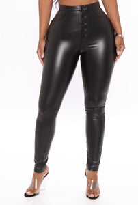 Pantalon faux CUIR