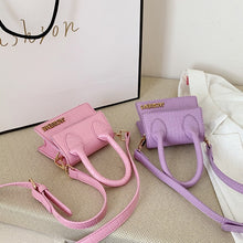 Charger l&#39;image dans la galerie, Mini cartable J croco