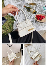 Charger l&#39;image dans la galerie, Mini cartable J croco